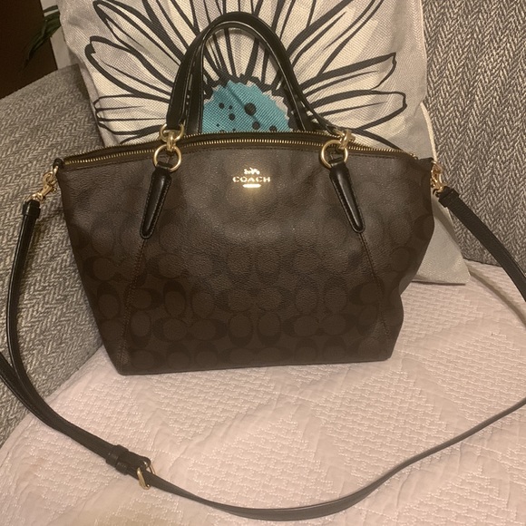 Coach Handbag - Picture 2 of 6